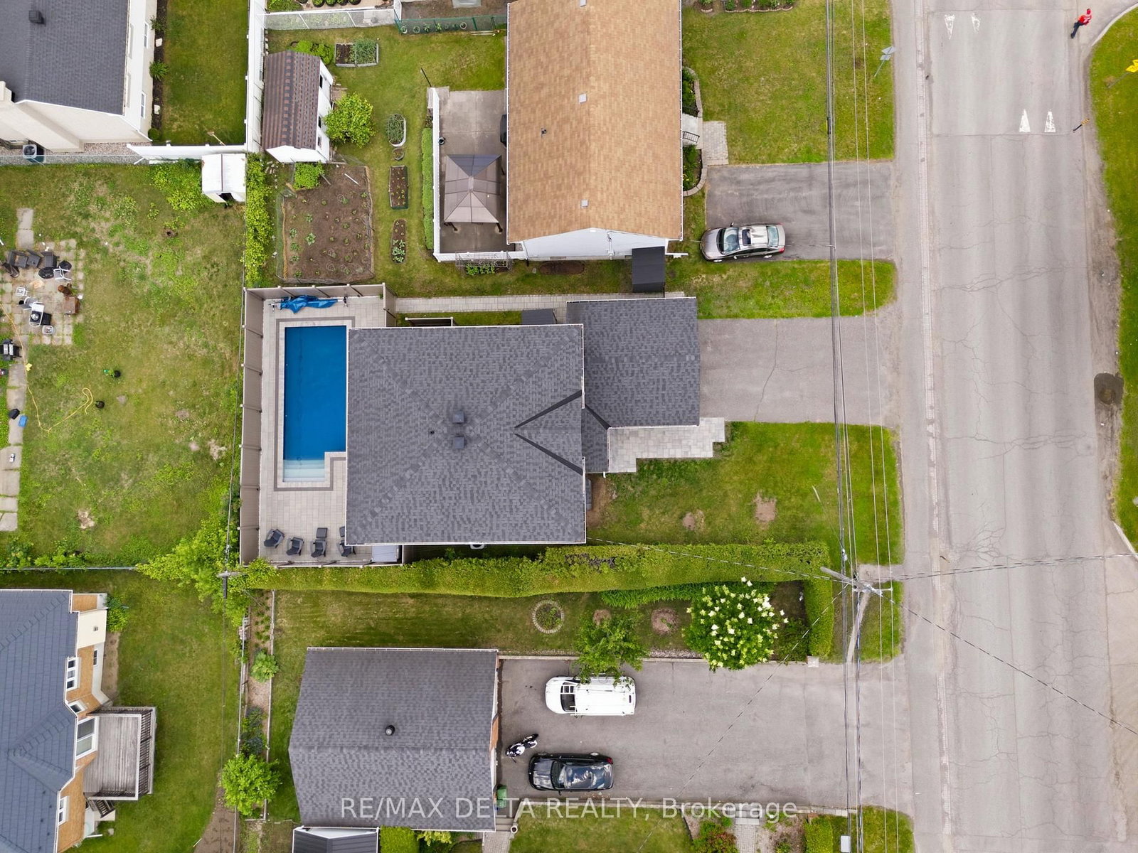 1791 Queensdale Avenue • Ottawa, ON photo 38