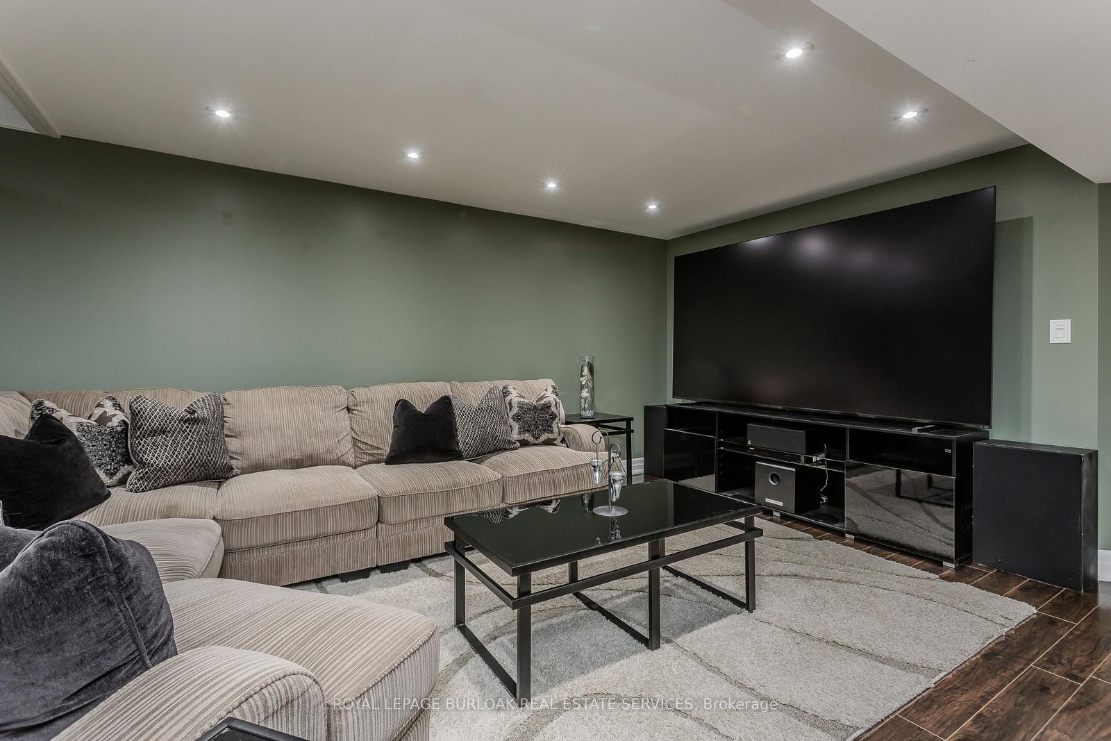 24 Newcastle Court • Hamilton, ON photo 24