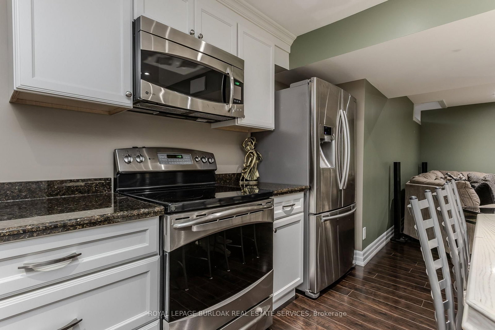 24 Newcastle Court • Hamilton, ON photo 27
