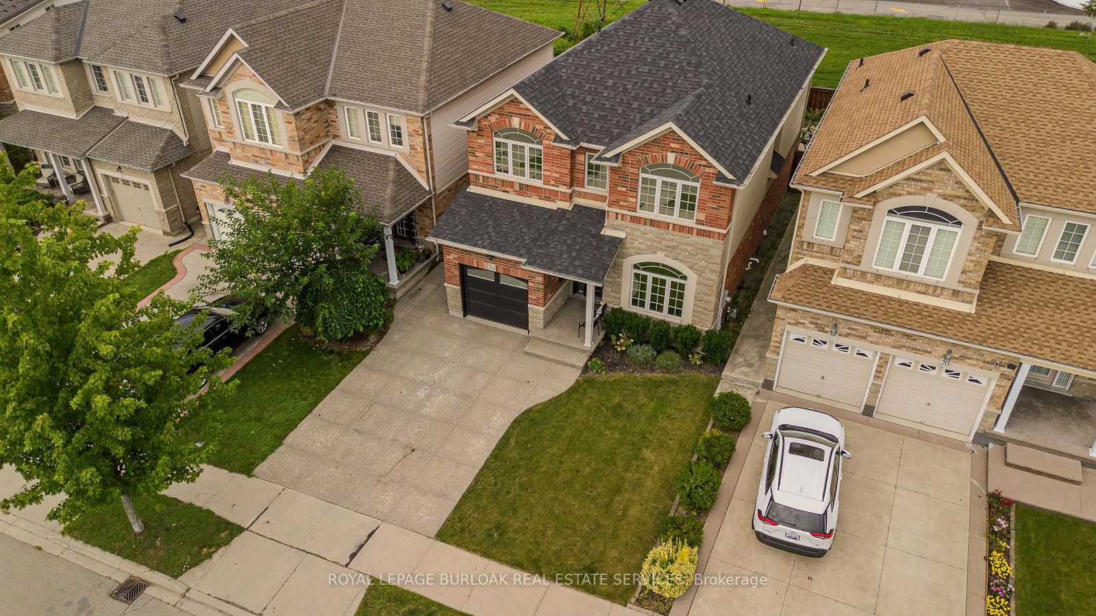 24 Newcastle Court • Hamilton, ON photo 36
