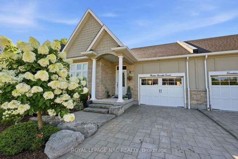 19 Stoneridge Crescent