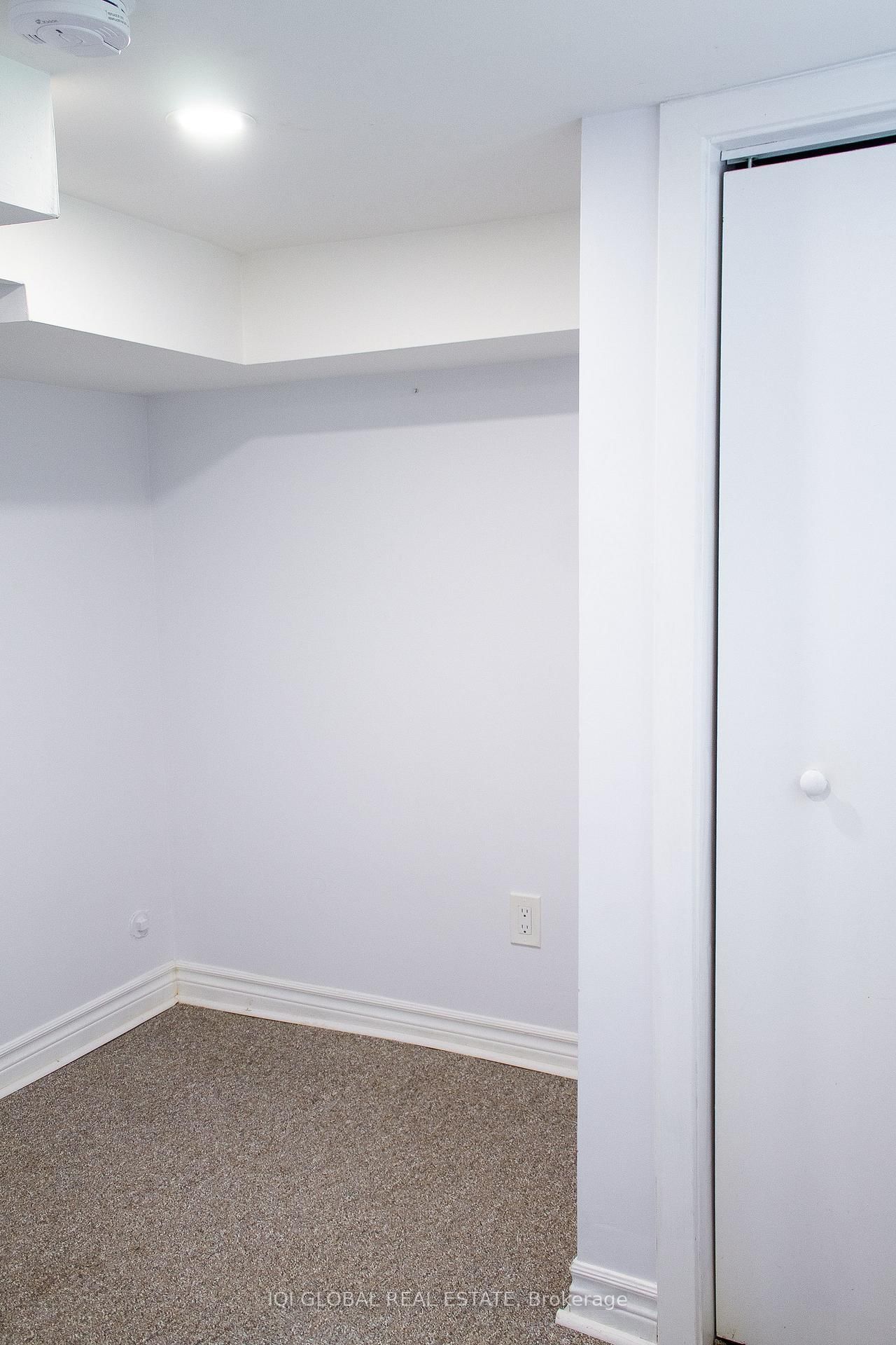 65 Holmes Avenue • Hamilton, ON photo 32