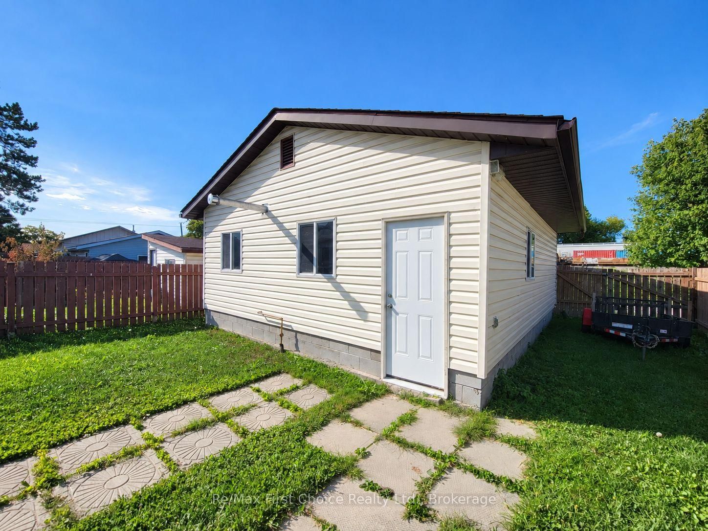 248 Third St Street E • Fort Frances, ON photo 21