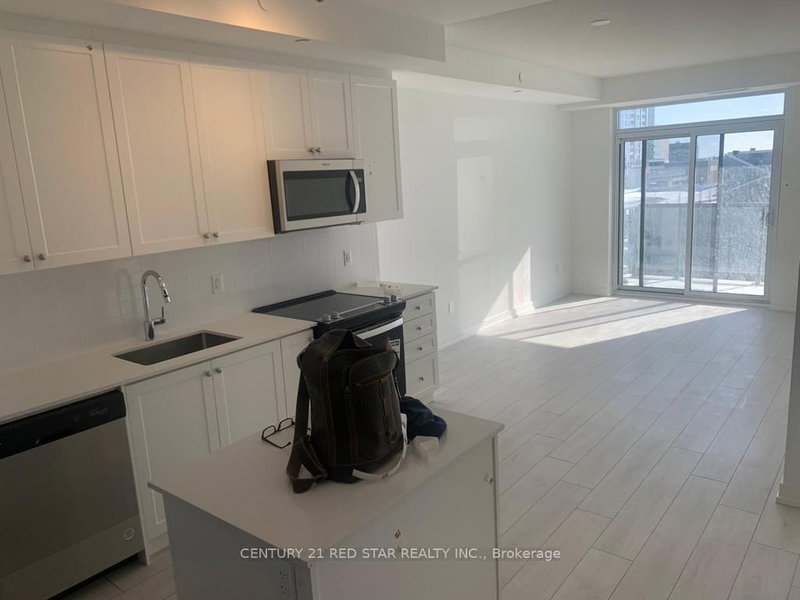 706 - 55 Duke Street W