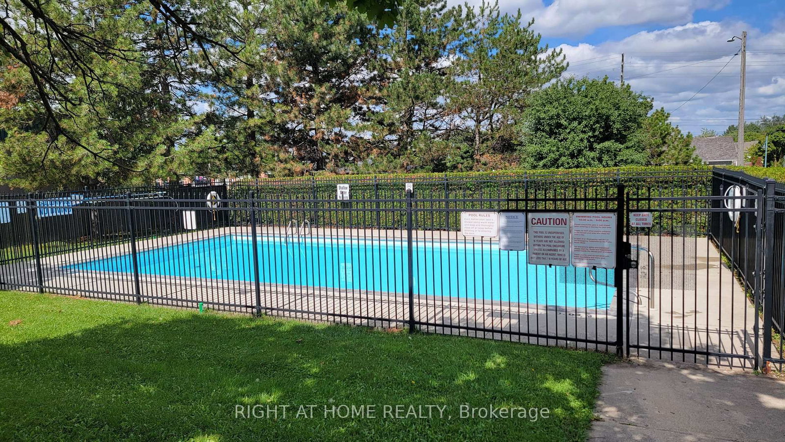 733 Deveron Crescent • #108 • London South, ON photo 13
