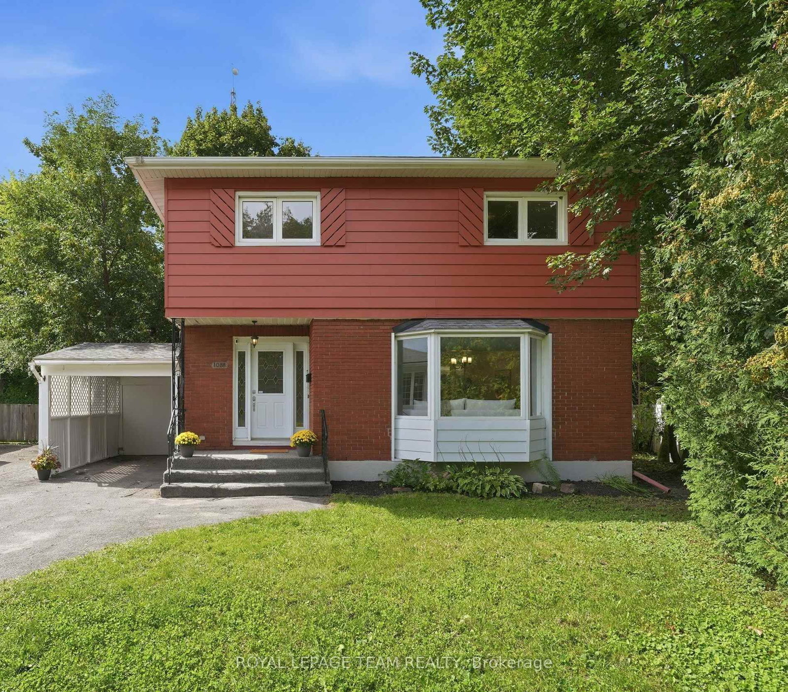 1088 Checkers Road • Ottawa, ON photo 1
