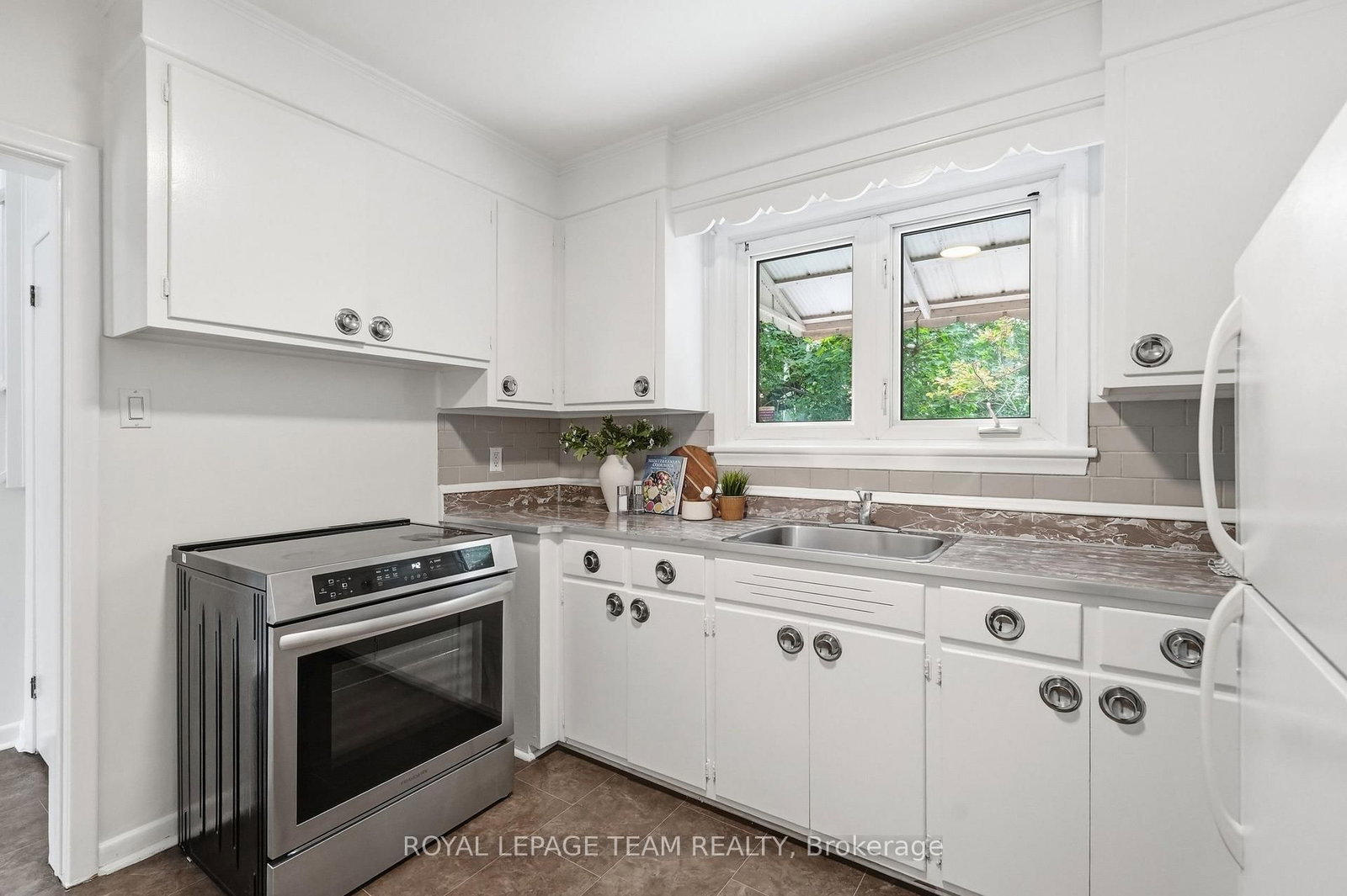 1088 Checkers Road • Ottawa, ON photo 14