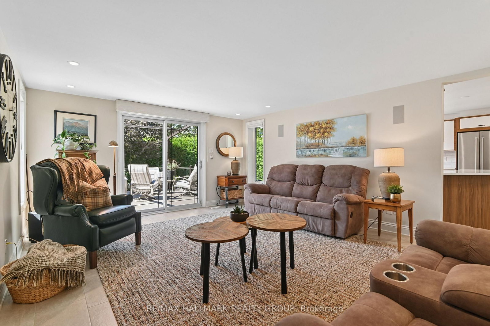 109 Parkglen Court • Ottawa, ON photo 16