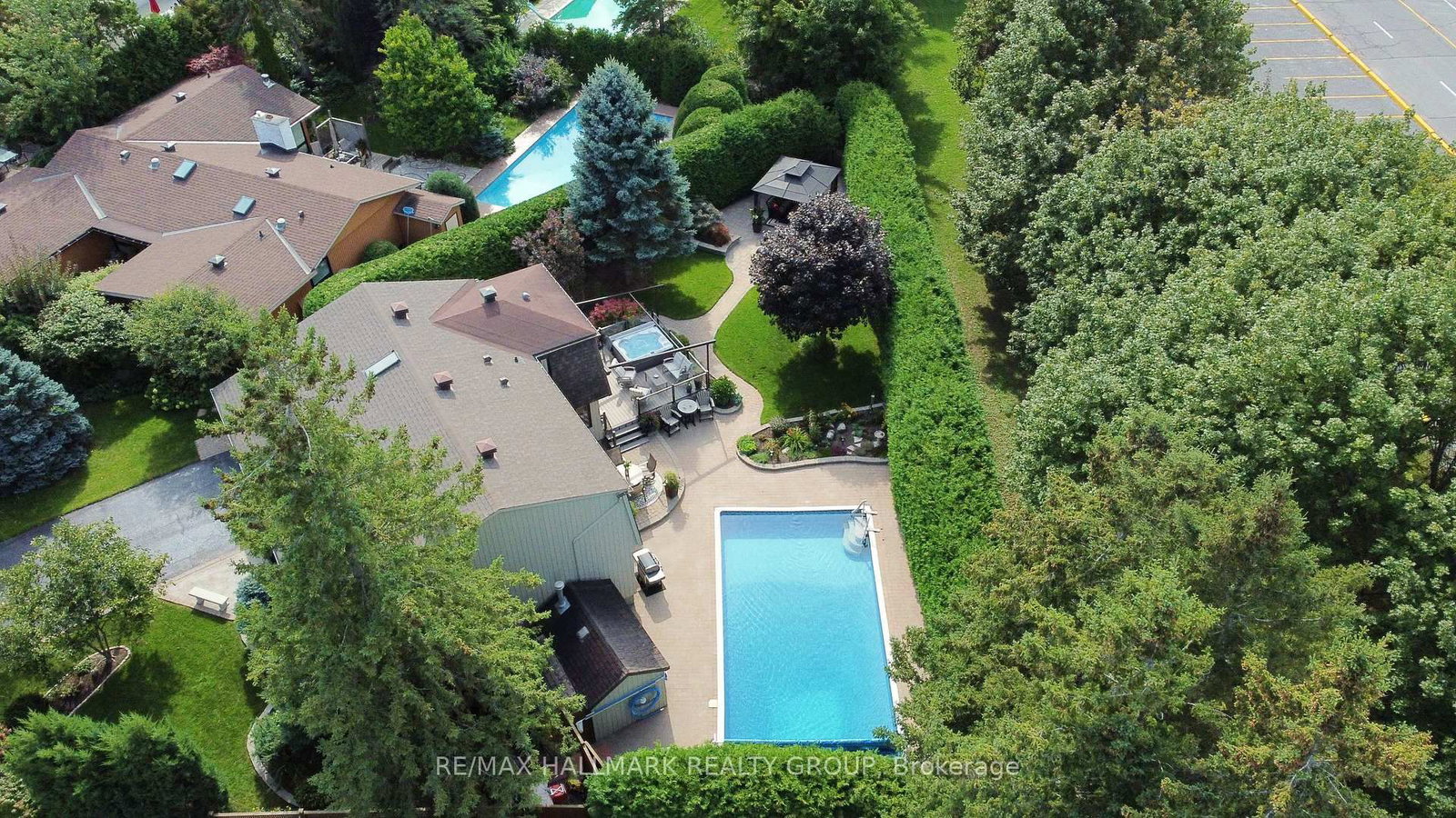 109 Parkglen Court • Ottawa, ON photo 46