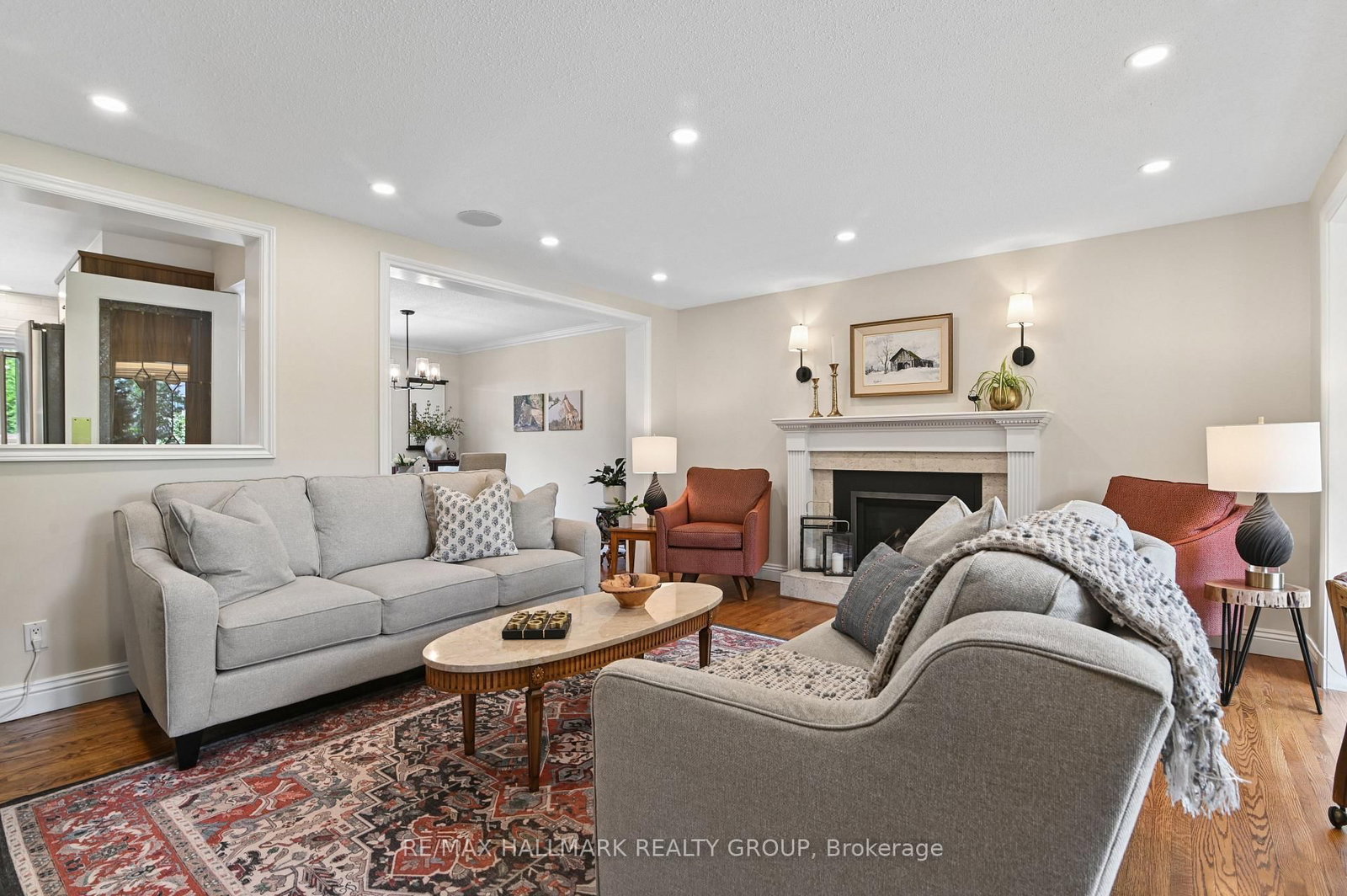 109 Parkglen Court • Ottawa, ON photo 6