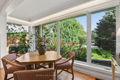 109 Parkglen Court • Ottawa, ON photo 8