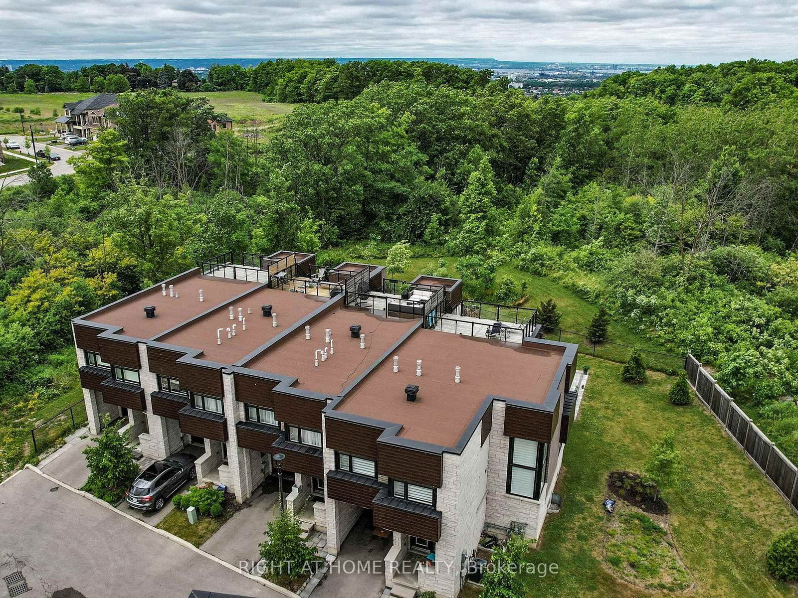 35 Midhurst Heights • #30 • Hamilton, ON photo 46