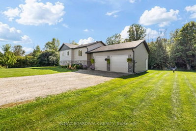 1271 Drummond School Road • Perth, ON photo 2