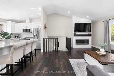 1271 Drummond School Road • Perth, ON photo 6