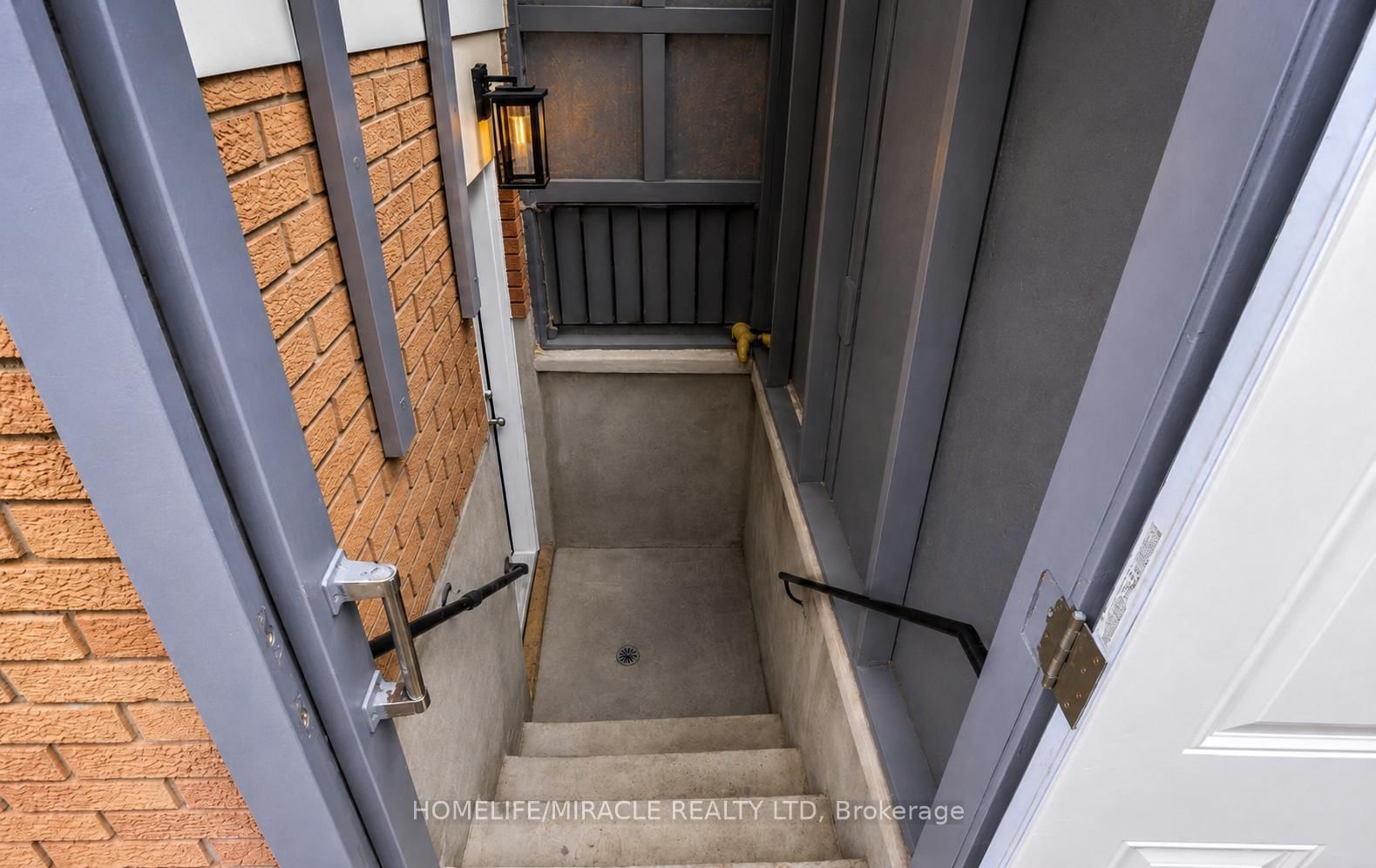 365 Blue Forest Drive • London North, ON photo 21