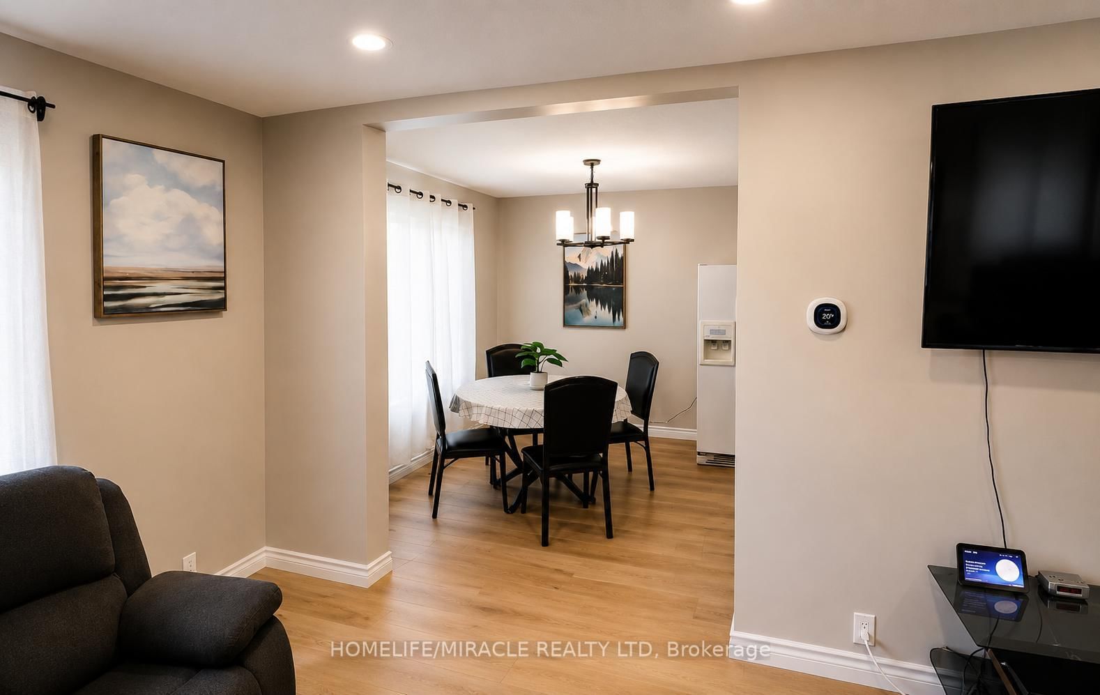 365 Blue Forest Drive • London North, ON photo 5