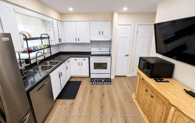 365 Blue Forest Drive • London North, ON photo 6