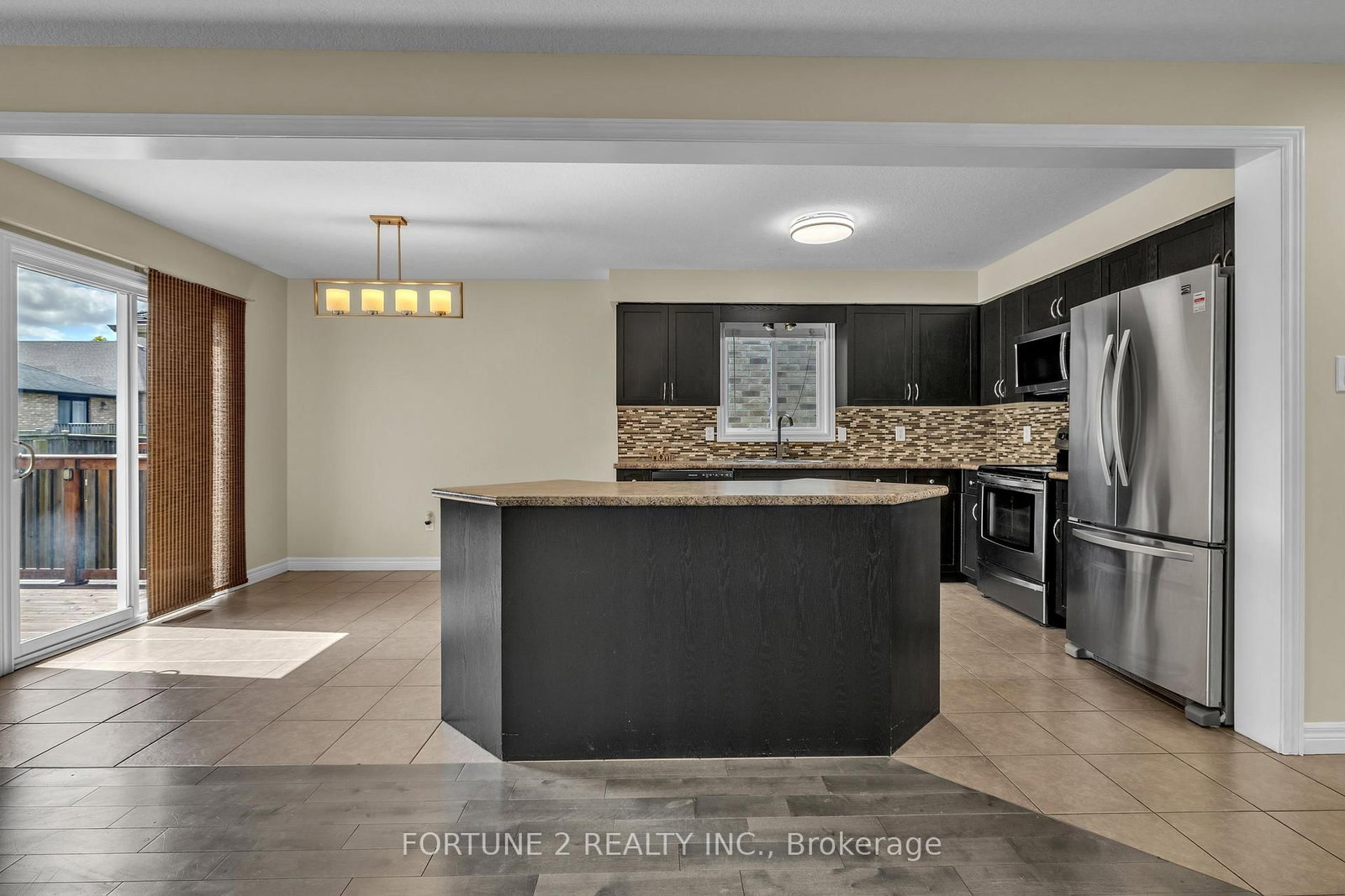 2901 LEMIEUX Walk • London South, ON photo 11