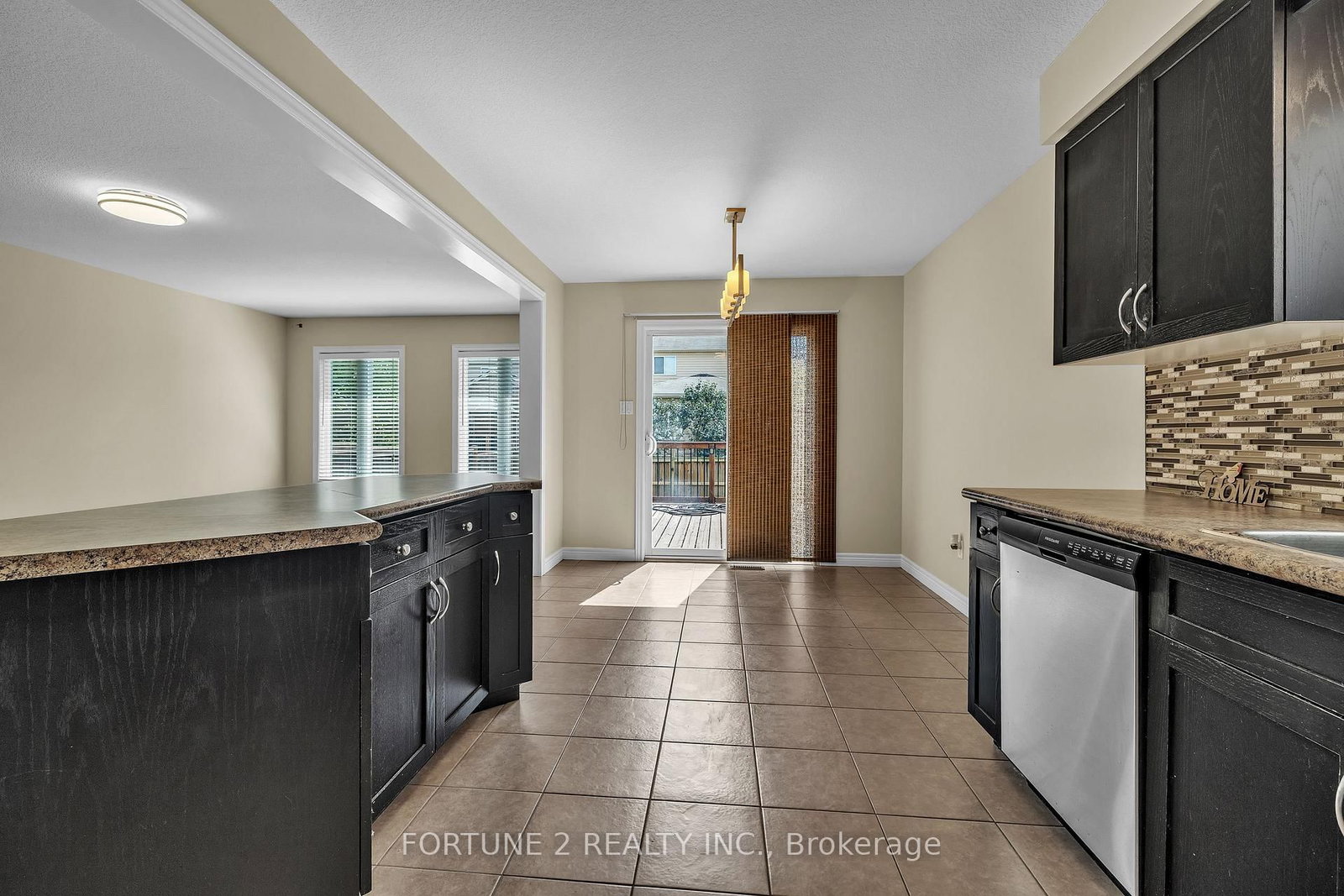 2901 LEMIEUX Walk • London South, ON photo 16