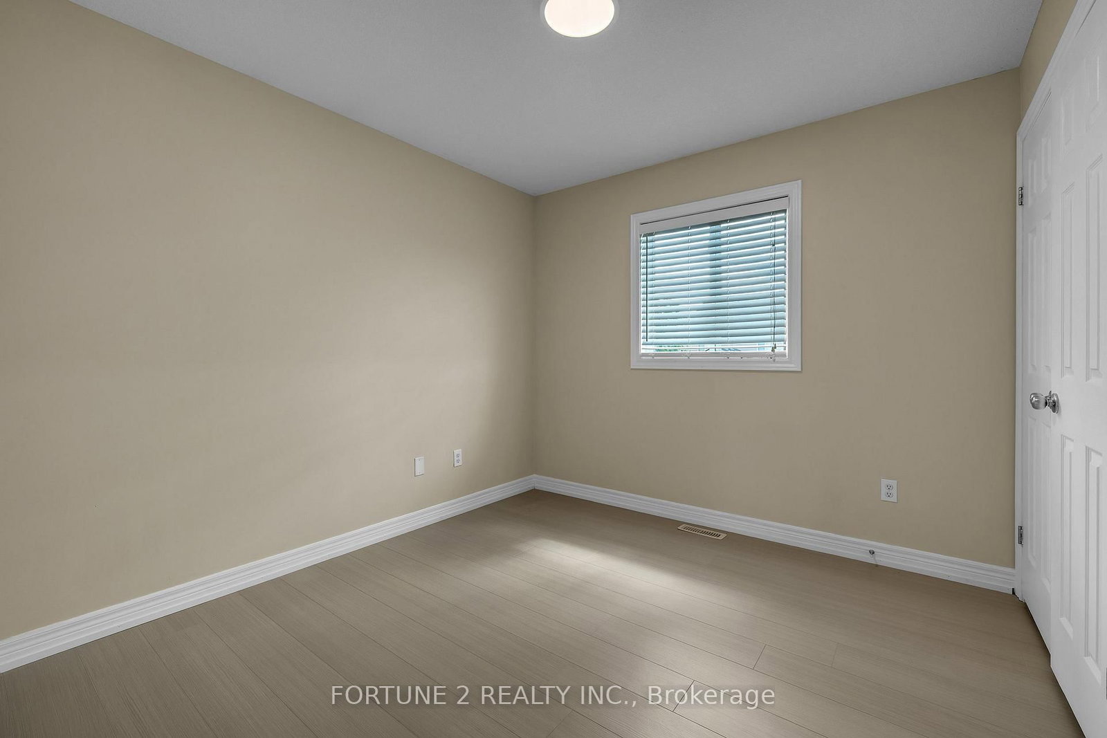 2901 LEMIEUX Walk • London South, ON photo 20