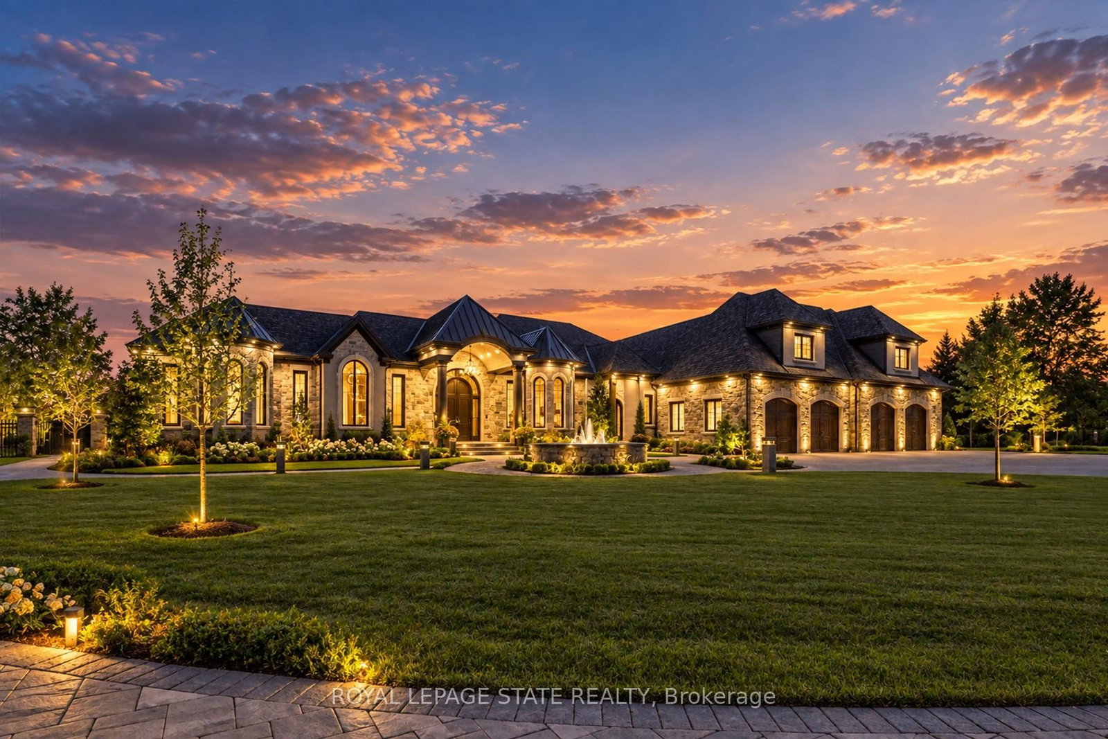 1272 Fiddlers Green Road • Hamilton, ON photo 4