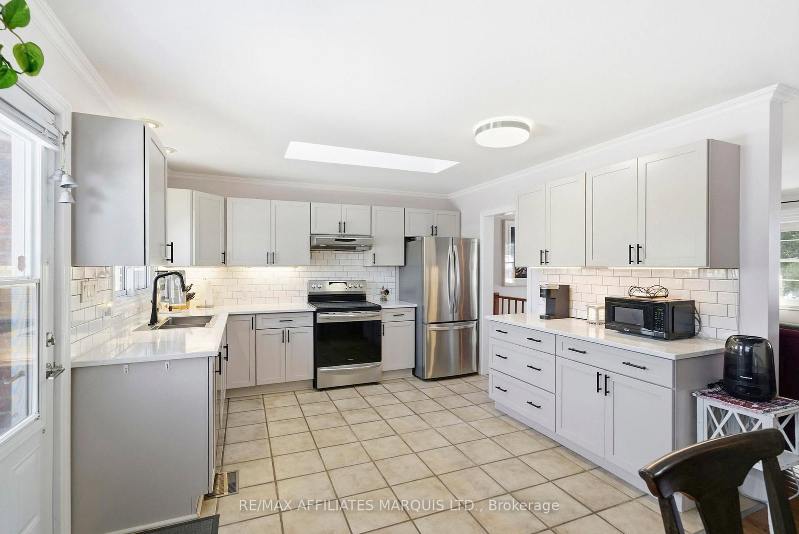21 Spruce Street • South Stormont, ON photo 12