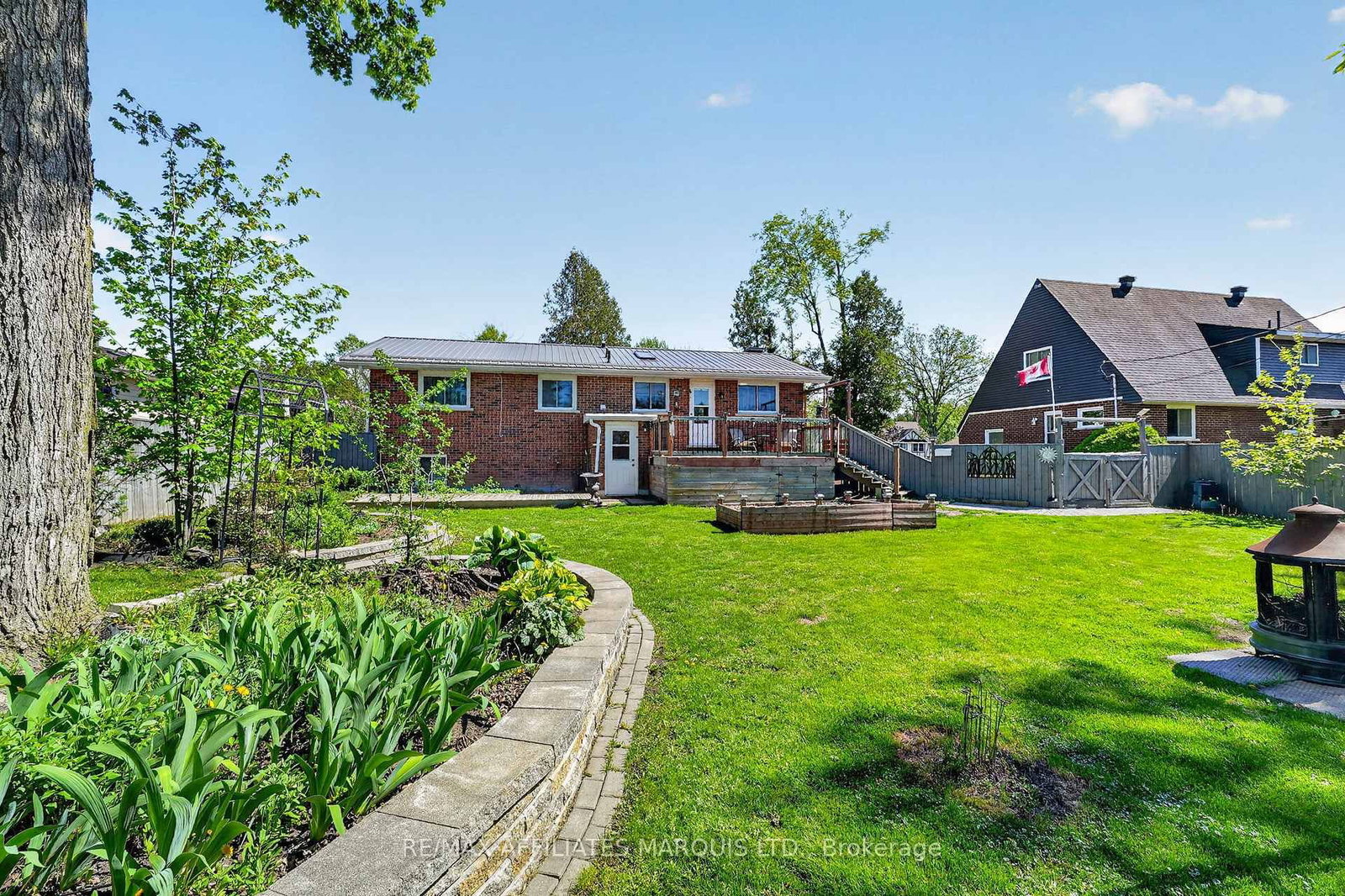 21 Spruce Street • South Stormont, ON photo 39