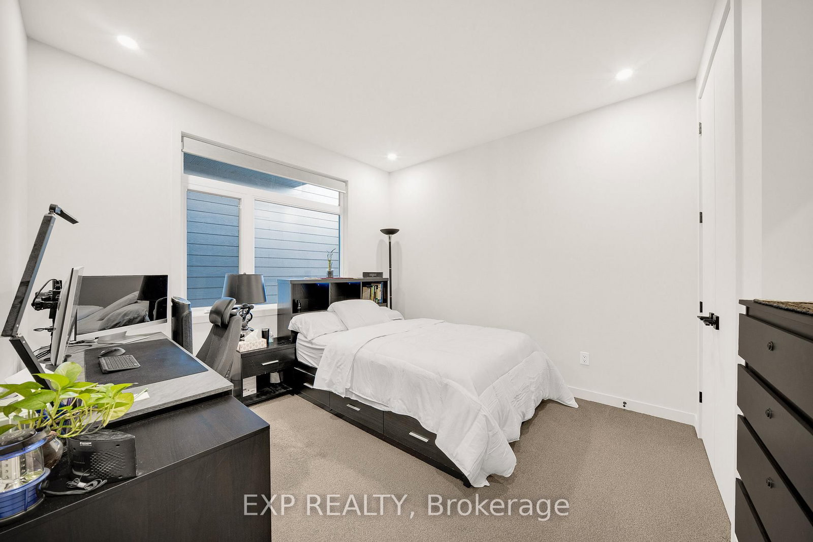 708 Wooler Place • Ottawa, ON photo 19