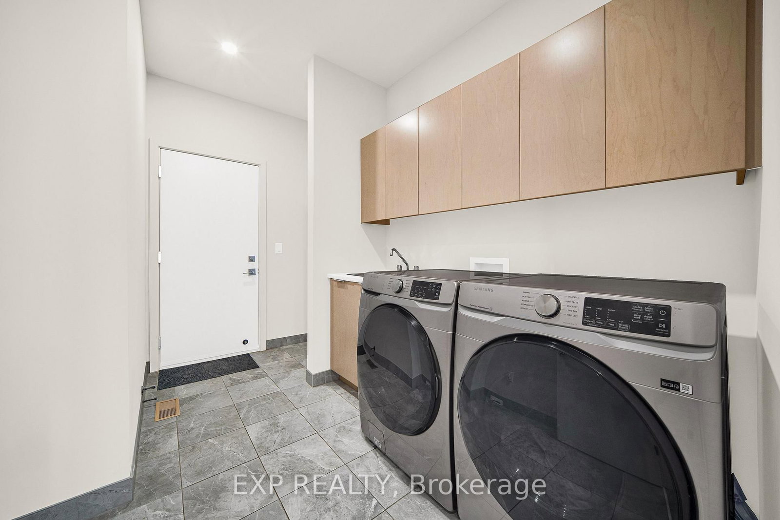 708 Wooler Place • Ottawa, ON photo 22