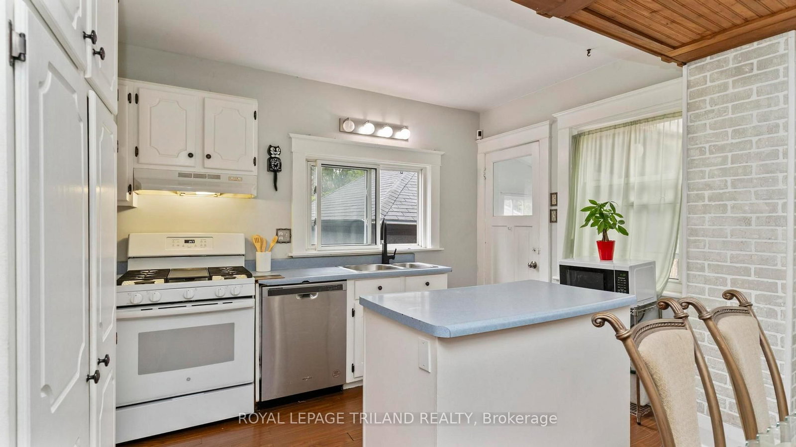 41 GUNN Street • London North, ON photo 10