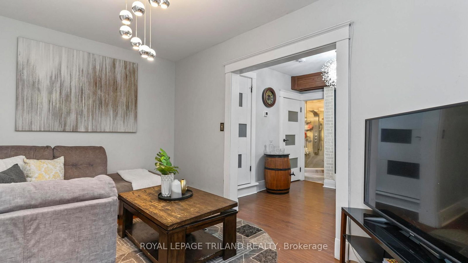41 GUNN Street • London North, ON photo 8