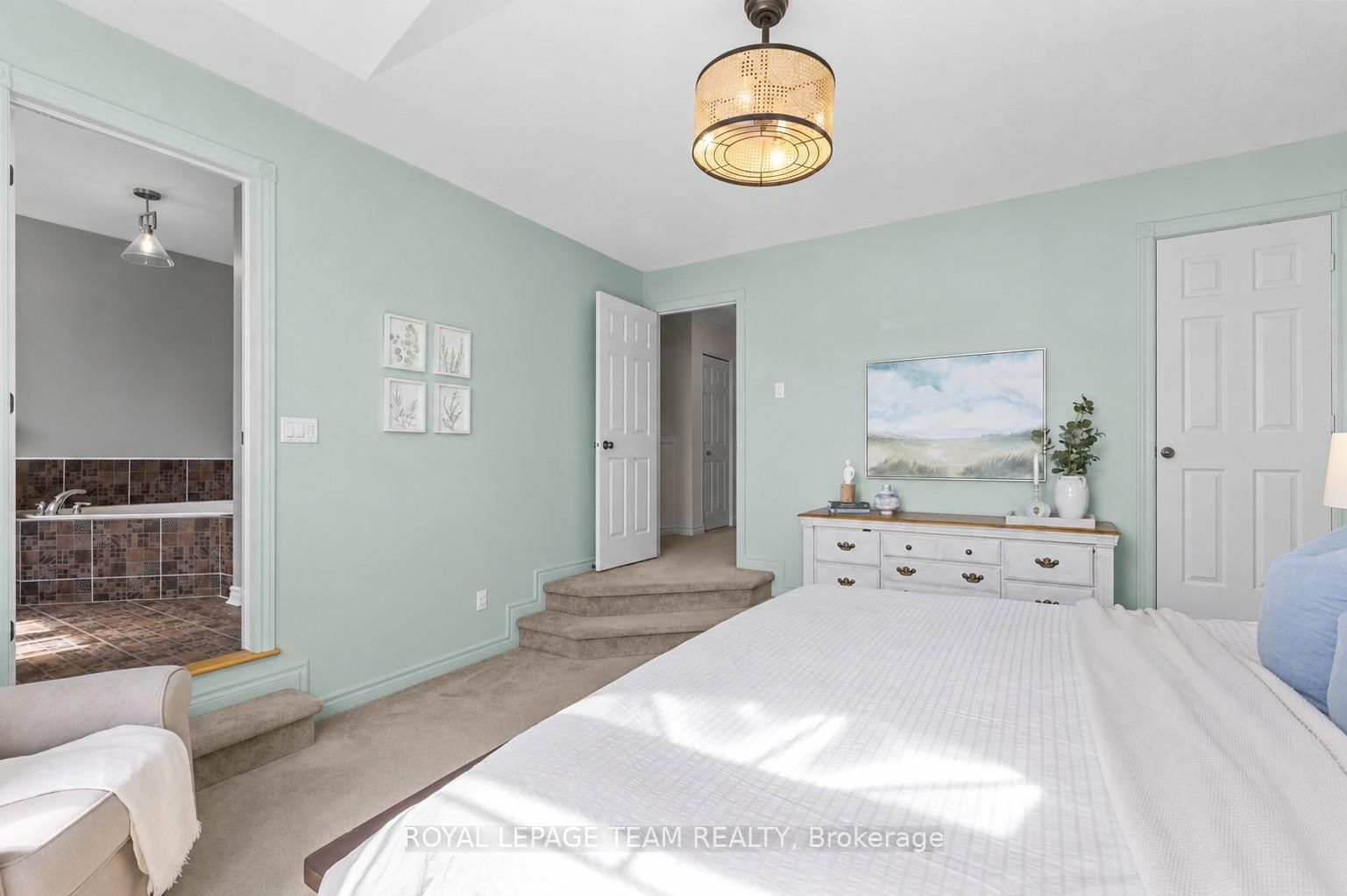 408 Centenaire Street • Russell, ON photo 28