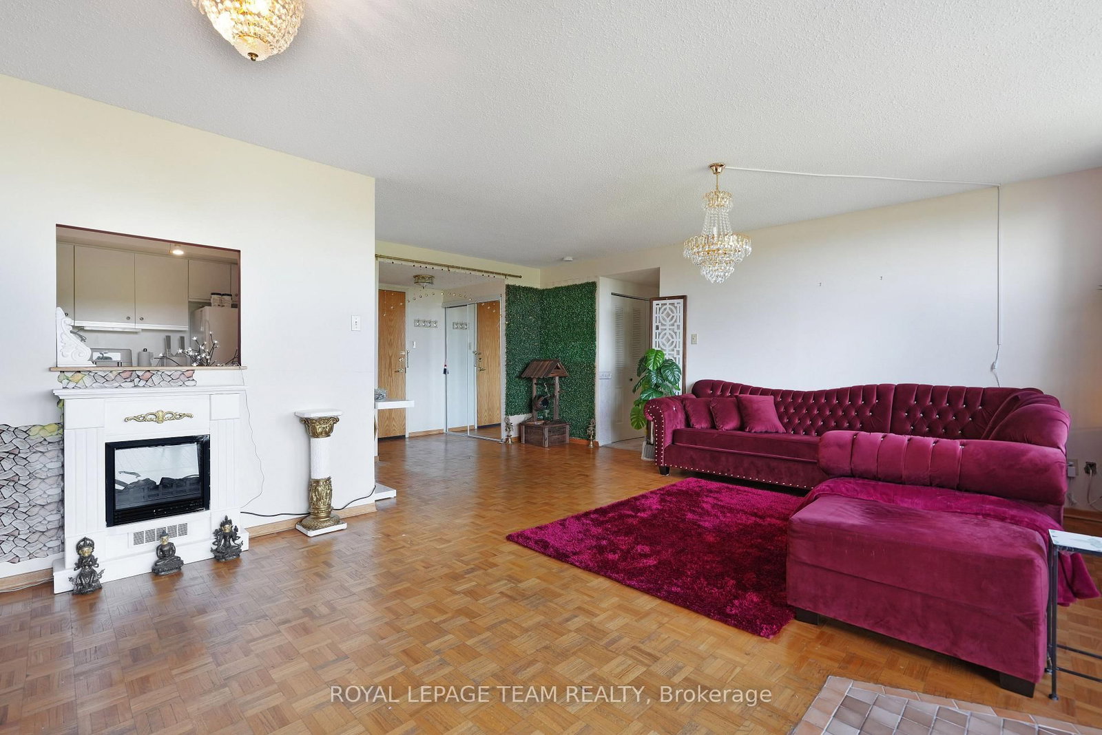 2760 Carousel Crescent • #507 • Ottawa, ON photo 12