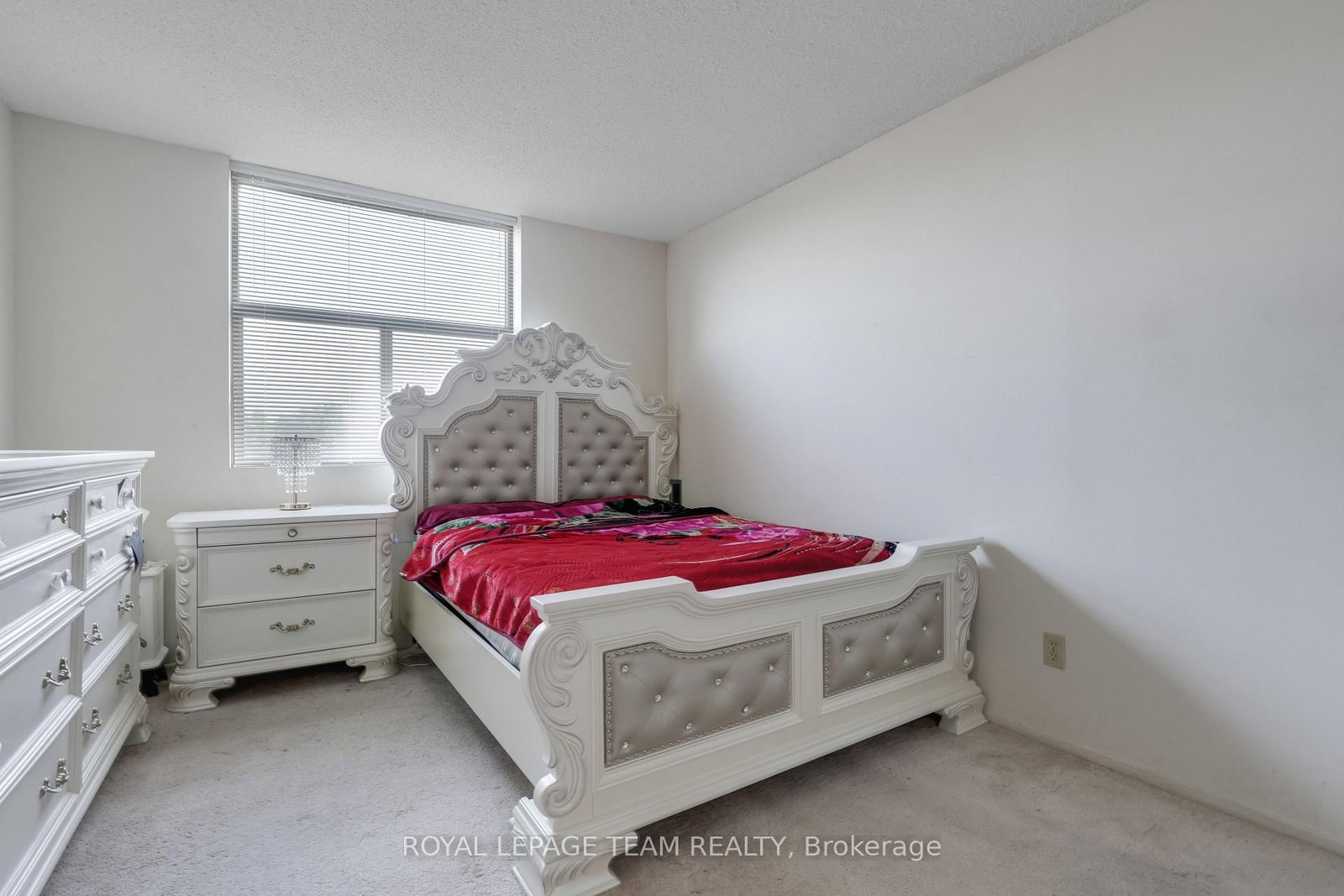 2760 Carousel Crescent • #507 • Ottawa, ON photo 25