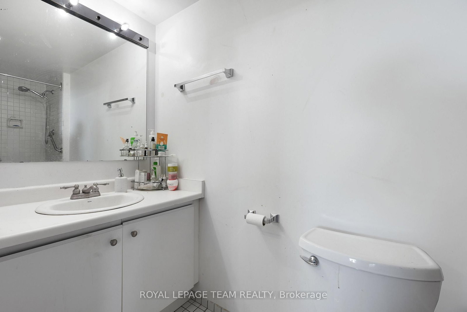 2760 Carousel Crescent • #507 • Ottawa, ON photo 27