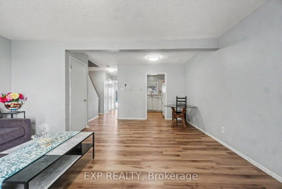 9 Paddington Private • Ottawa, ON photo 6