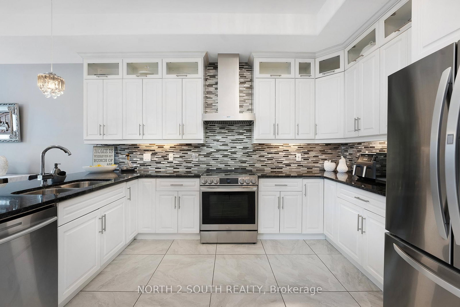 268 Carole Court • Essex, ON photo 13
