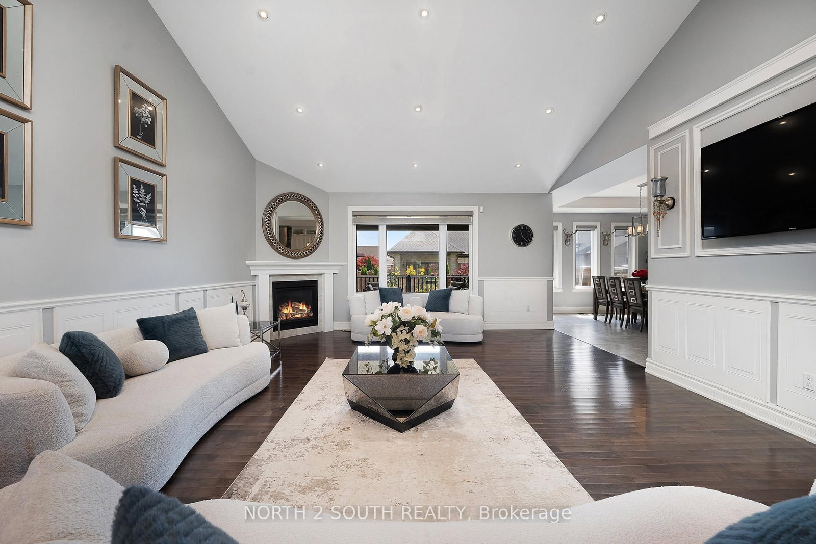 268 Carole Court • Essex, ON photo 6