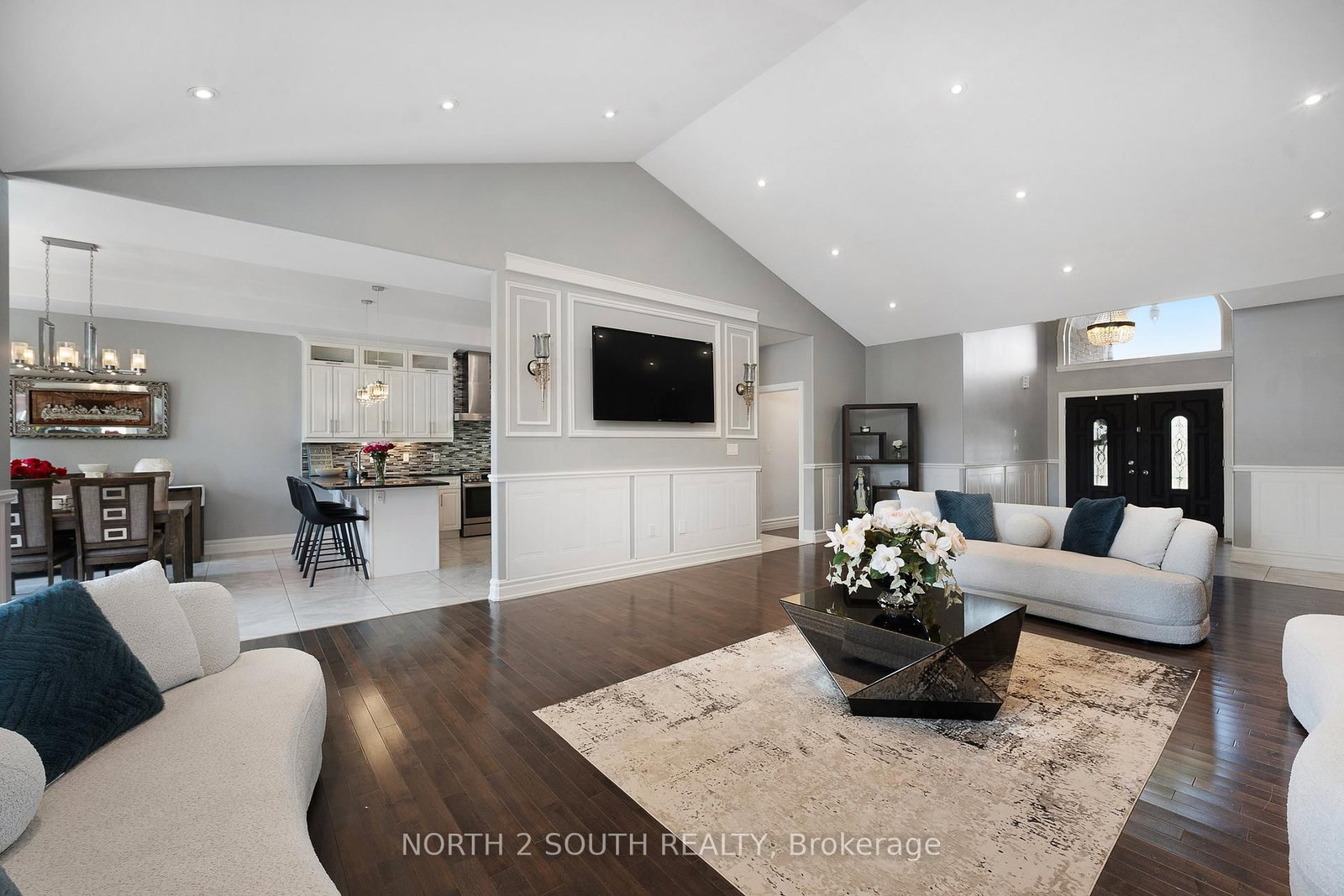 268 Carole Court • Essex, ON photo 8