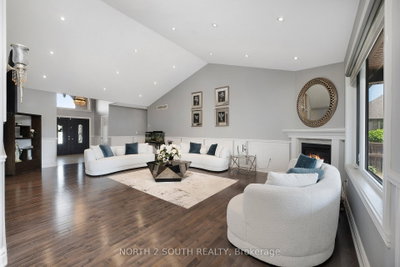 268 Carole Court • Essex, ON photo 9