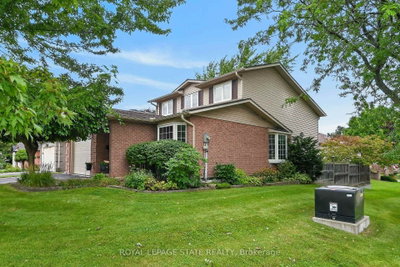 2 Novoco Drive • Hamilton, ON photo 3
