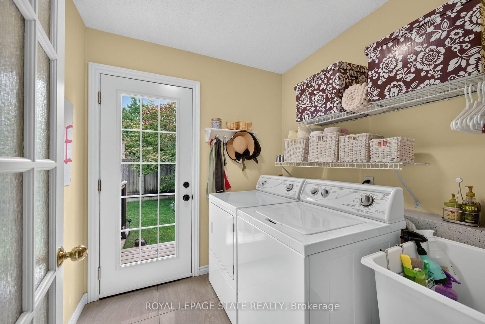 2 Novoco Drive • Hamilton, ON photo 38