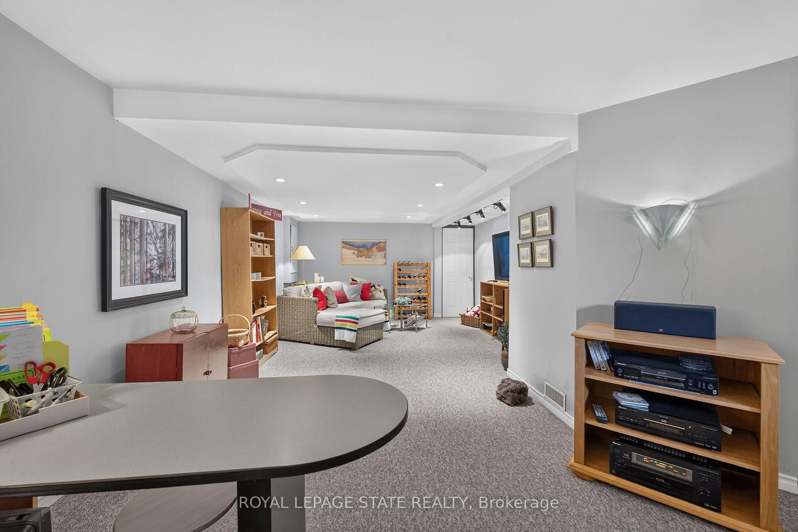 2 Novoco Drive • Hamilton, ON photo 39