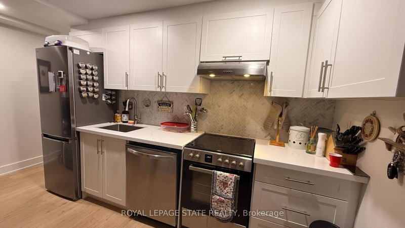 2 - 216 Ravenbury Drive
