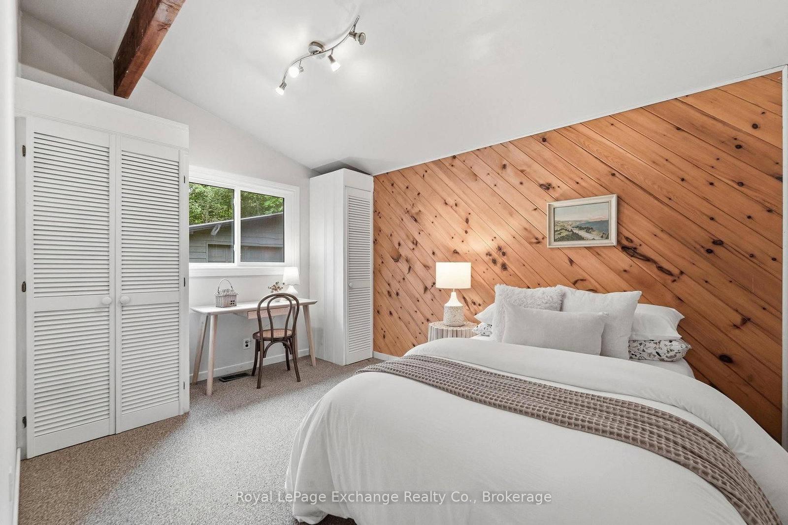 243 Victoria Street • Kincardine, ON photo 18