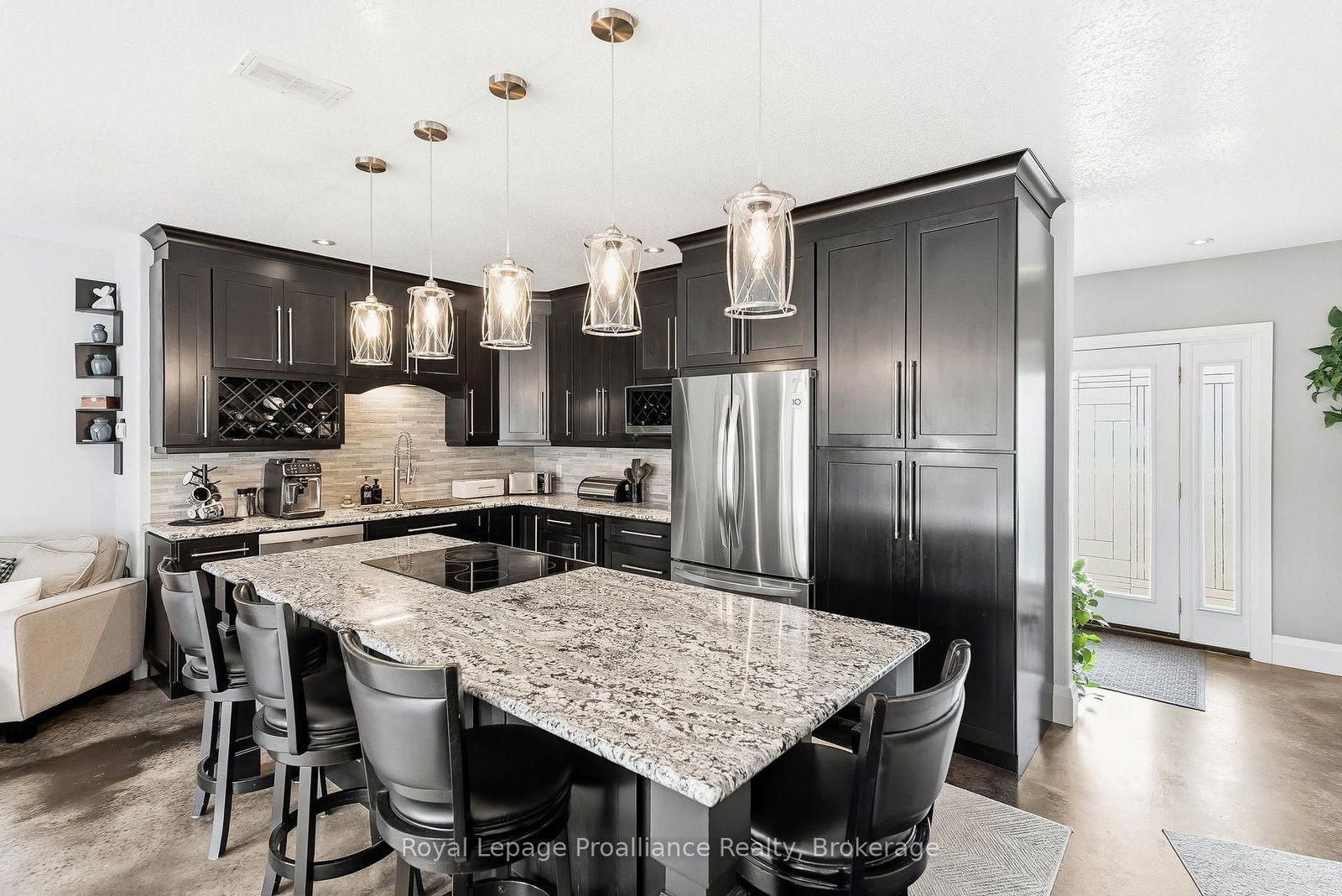 1646 Harriet Lane • Selwyn, ON photo 14