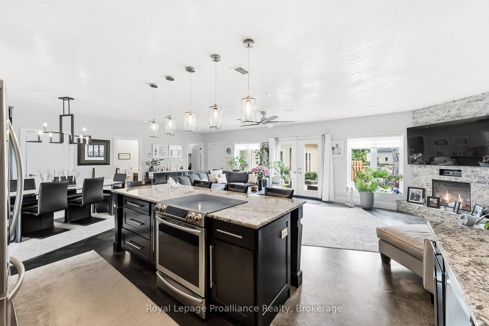 1646 Harriet Lane • Selwyn, ON photo 16