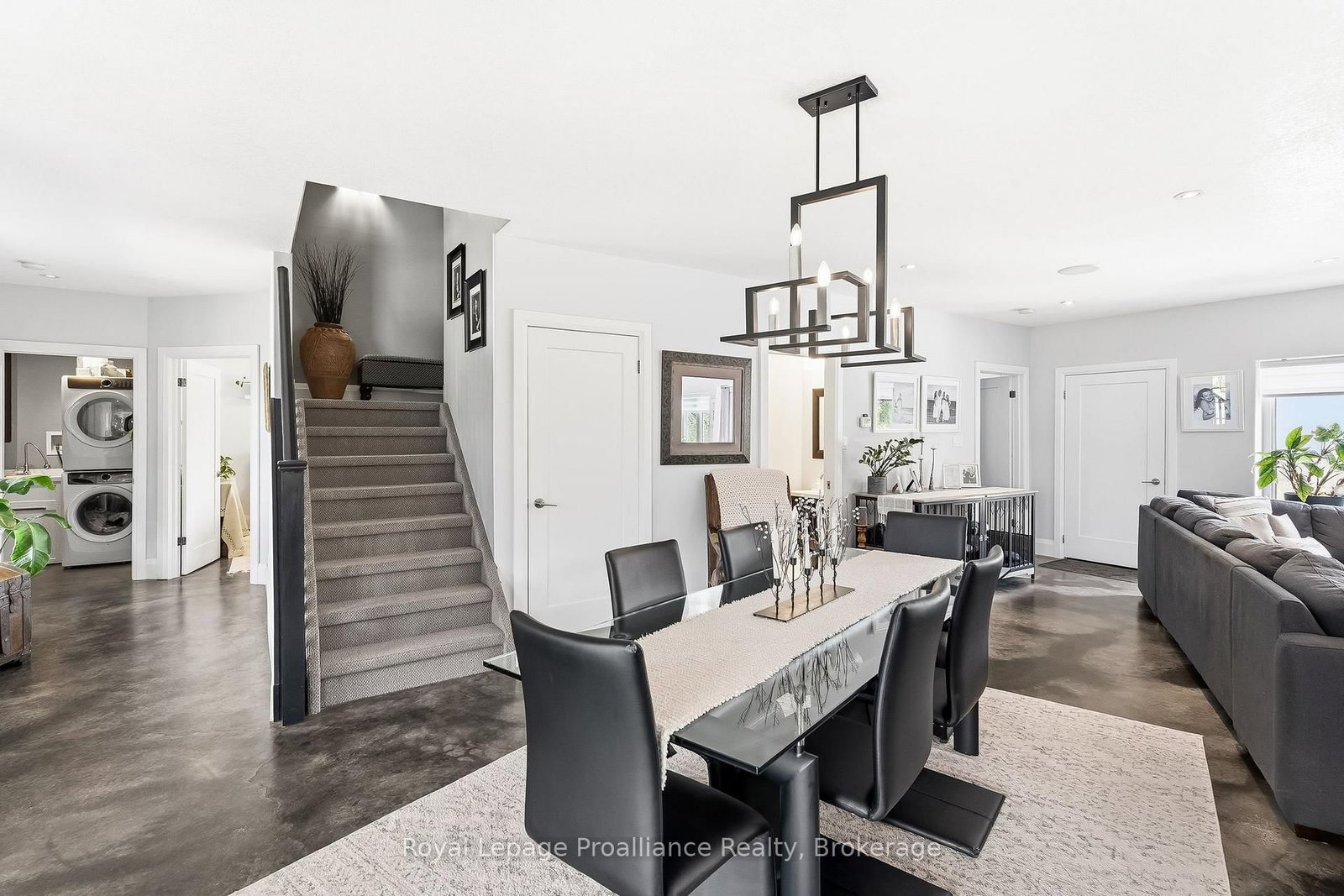 1646 Harriet Lane • Selwyn, ON photo 18