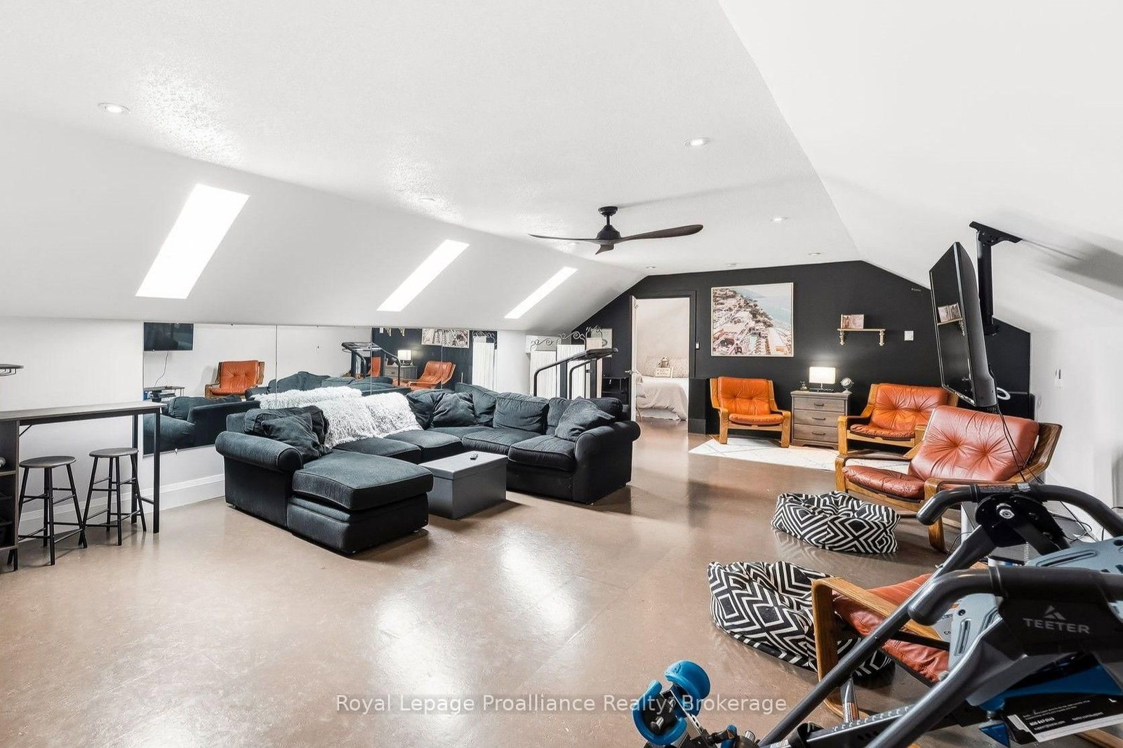 1646 Harriet Lane • Selwyn, ON photo 27