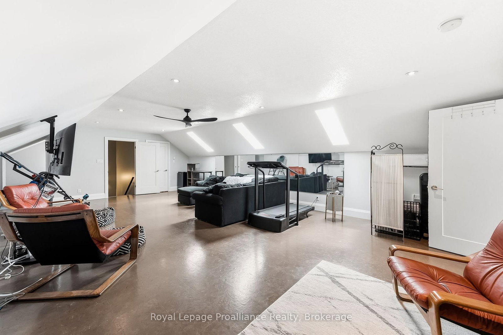 1646 Harriet Lane • Selwyn, ON photo 29